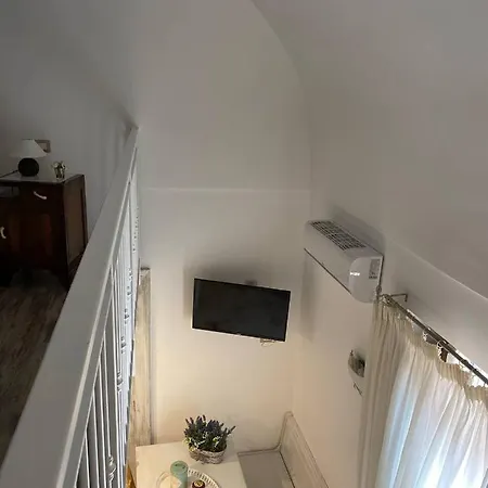 Apartment Casa Flora Vico Equense